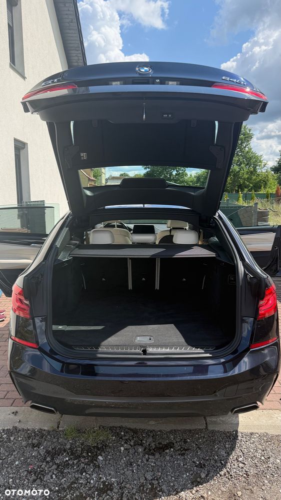 BMW 6GT 640i xDrive - 9