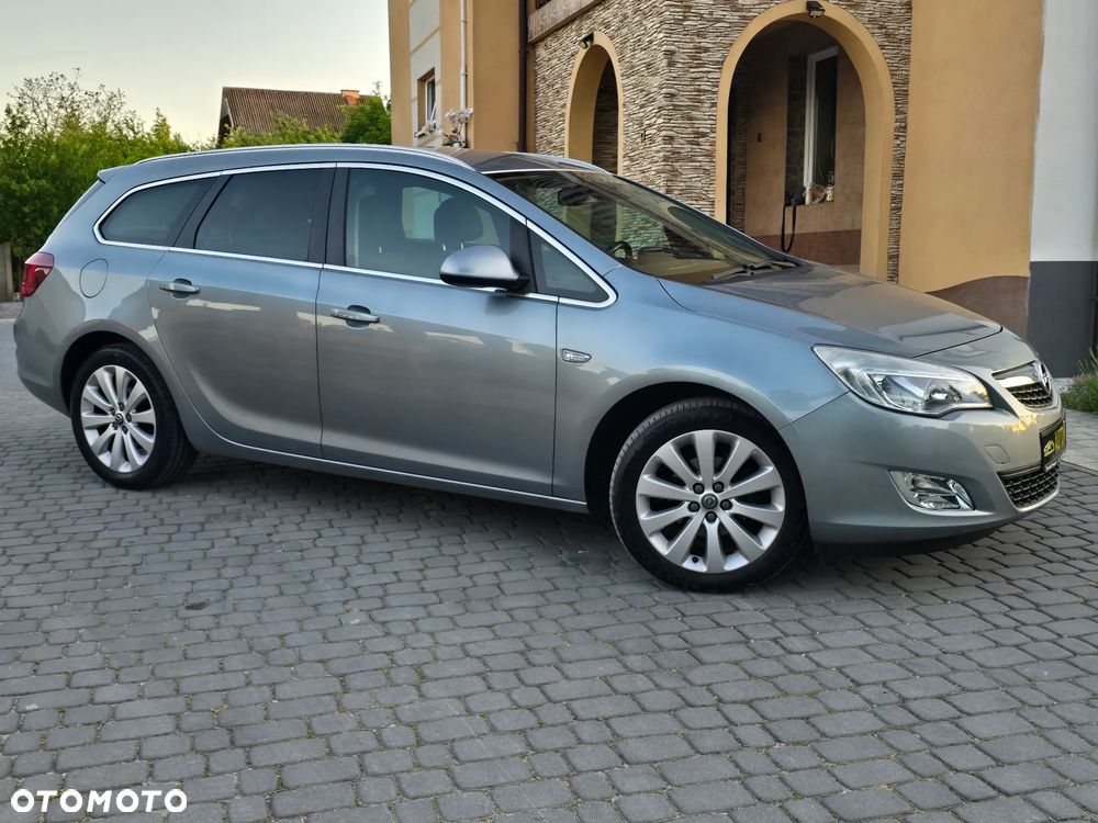 Opel Astra 1.4 Turbo Cosmo - 8