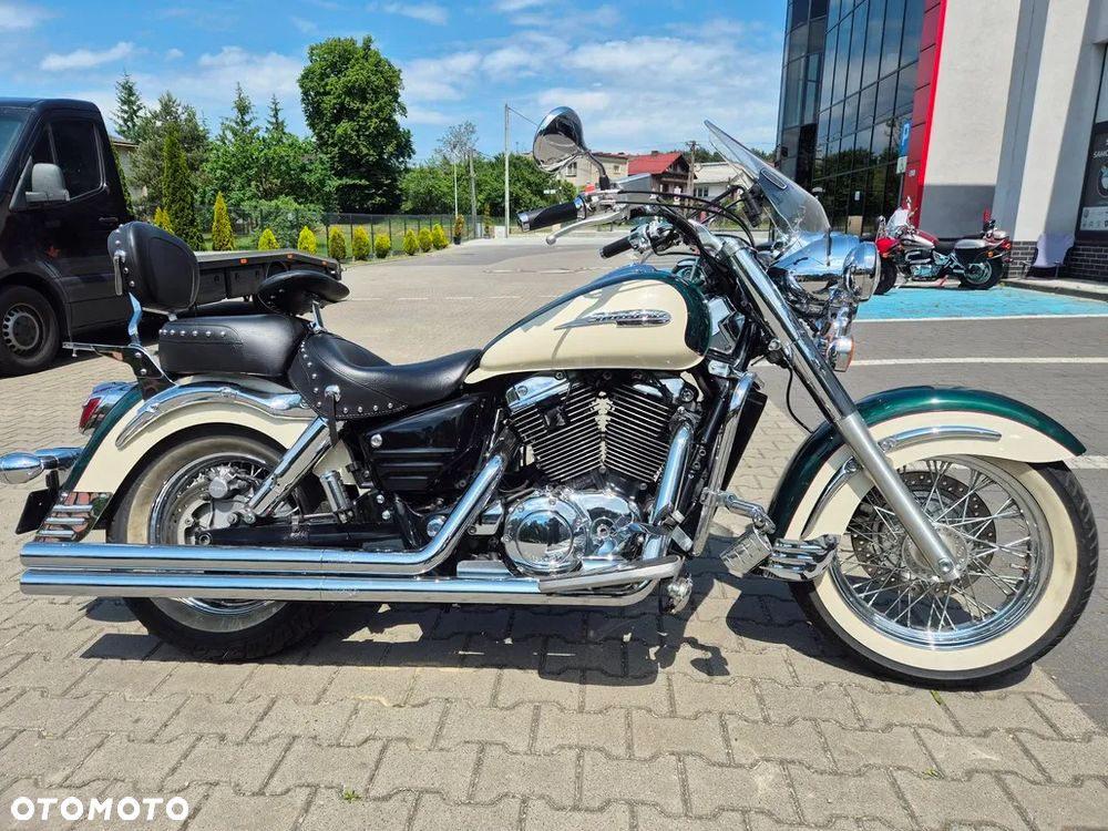 Suzuki Intruder - 17