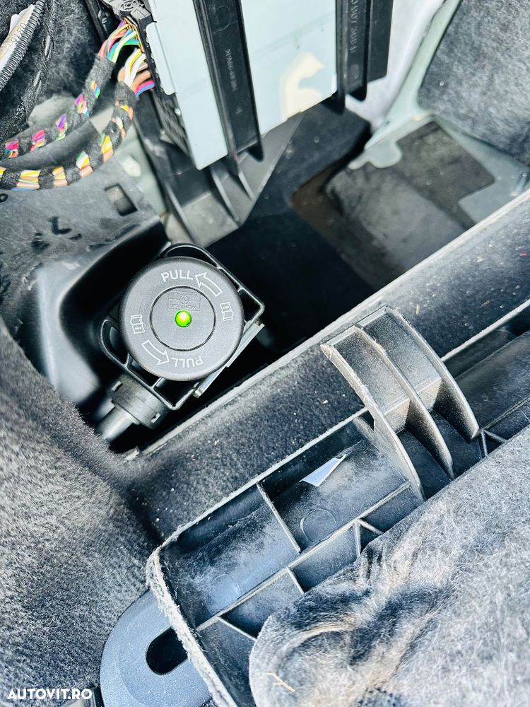 Audi A6 Avant 2.0 TDI DPF multitronic - 5