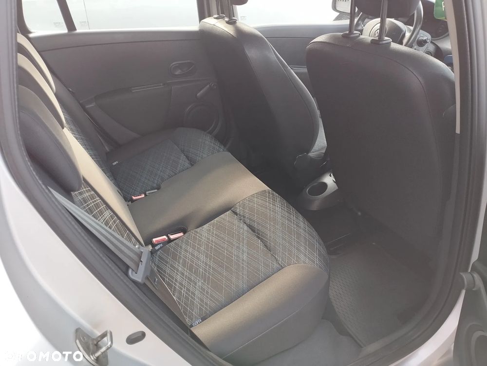 Renault Clio 1.2 TCE Authentique - 14