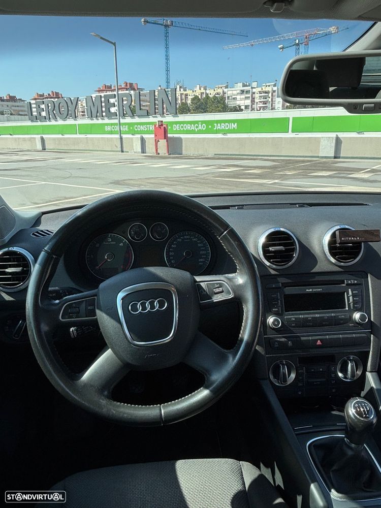 Audi A3 Sportback 1.6 TDI Attraction - 11