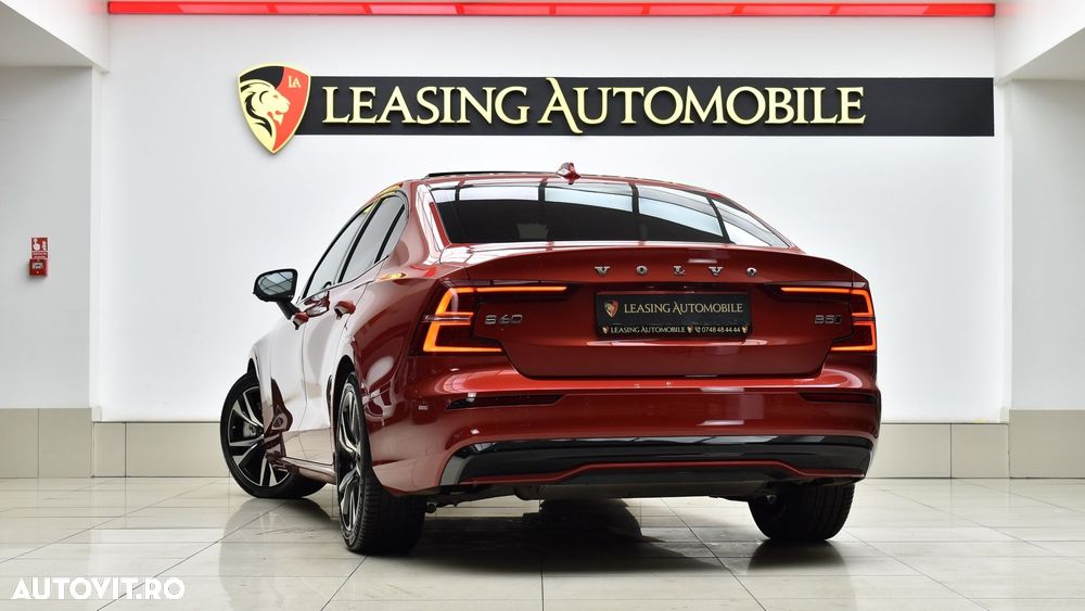 Volvo S60 B5 B AWD Ultimate Dark - 5