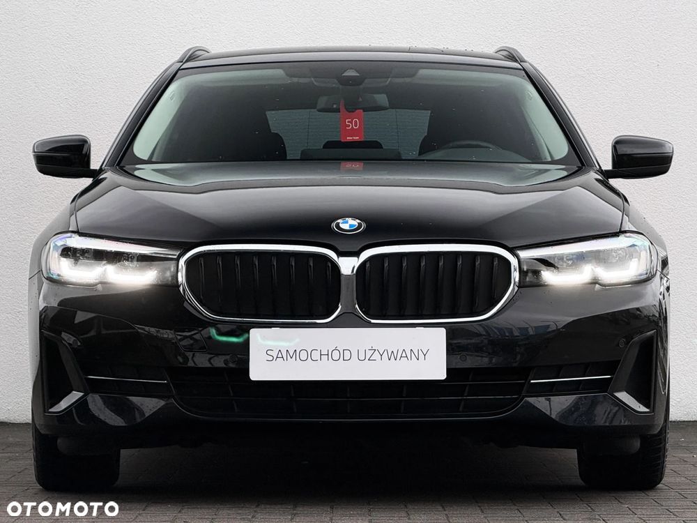 BMW Seria 5 520d xDrive Sport Line - 4
