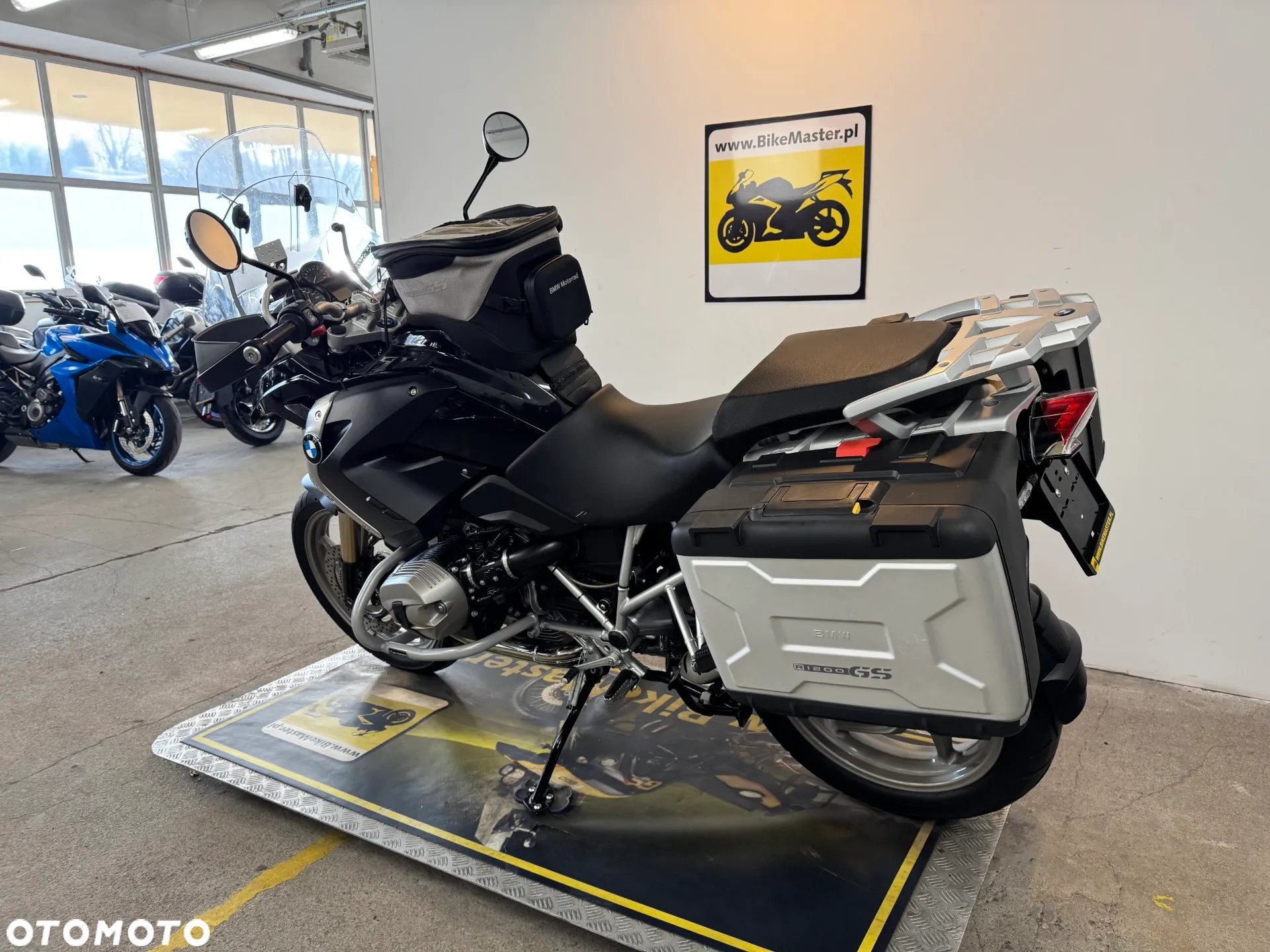 BMW R - 6