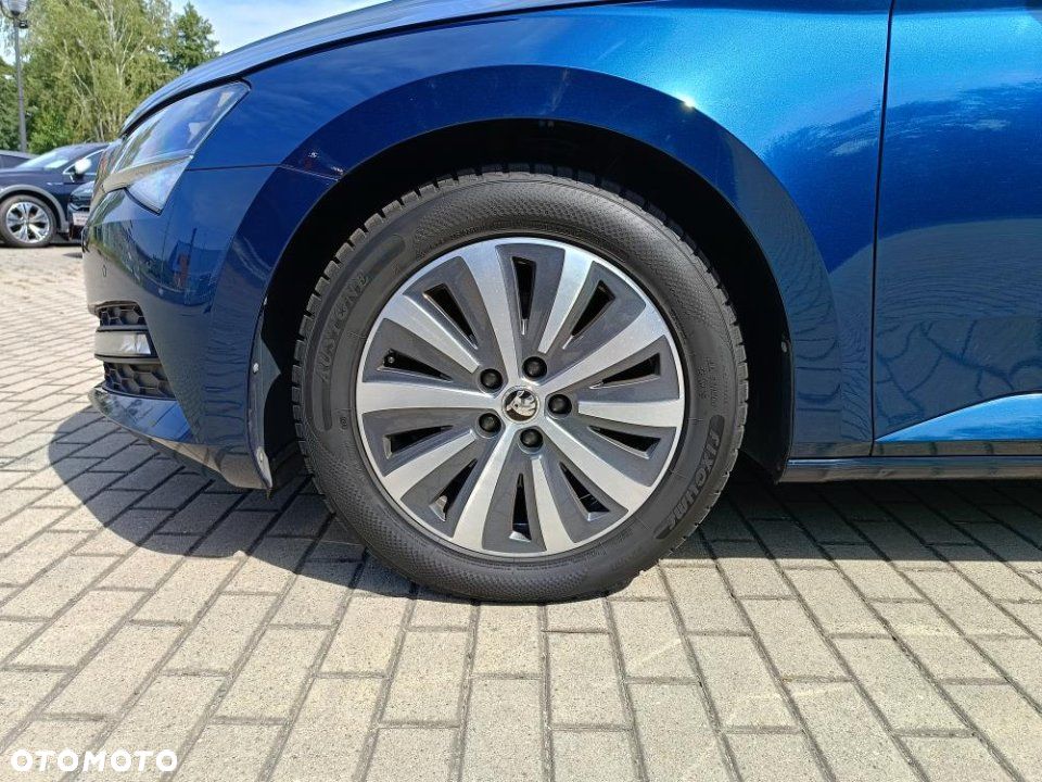 Skoda Superb - 35