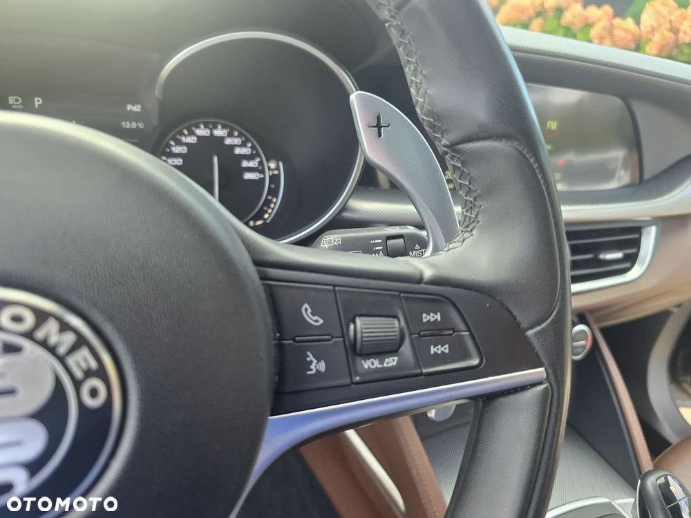 Alfa Romeo Stelvio - 29