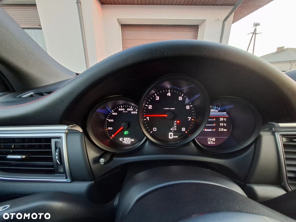 Porsche Macan - 14