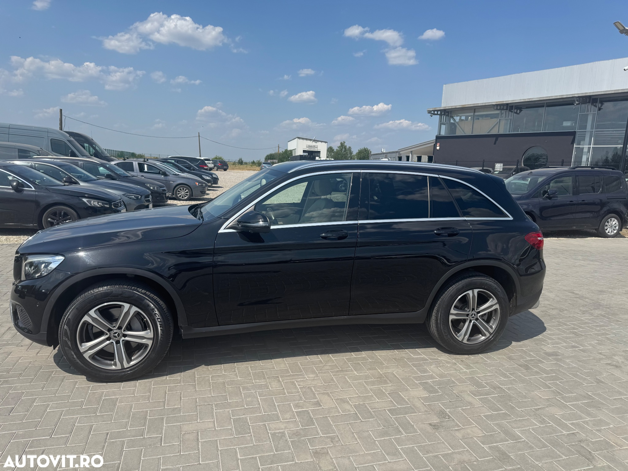 Mercedes-Benz GLC 250 d 4MATIC - 9