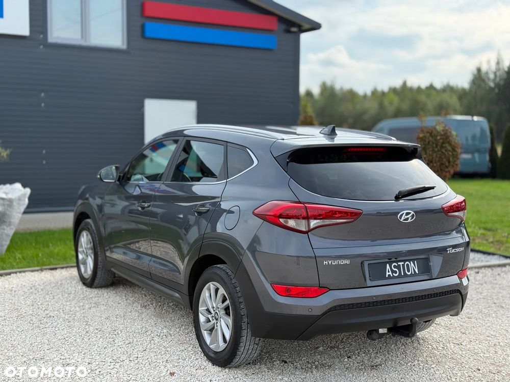 Hyundai Tucson blue 1.7 CRDi 2WD Advantage - 11