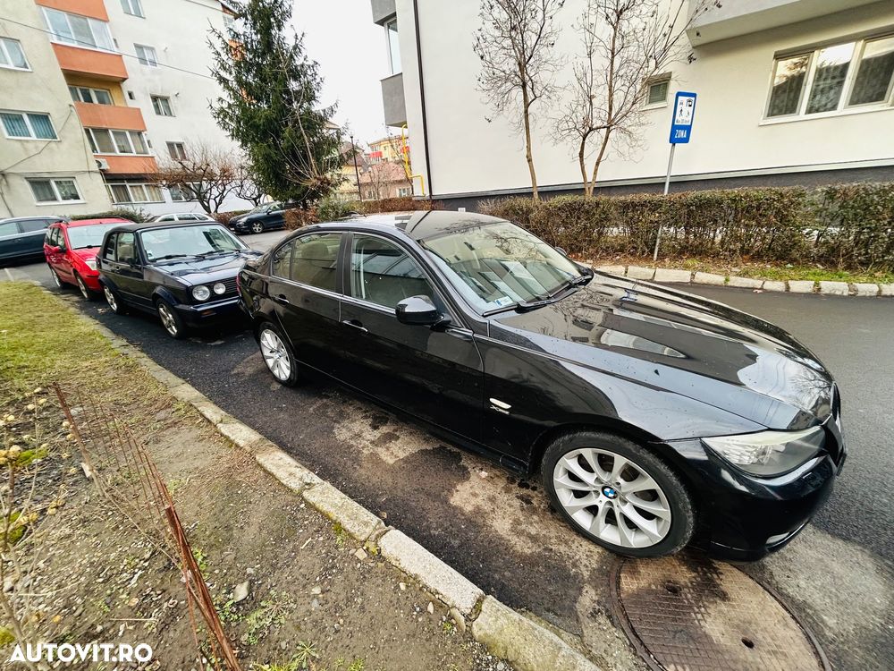 BMW Seria 3 320d xDrive DPF Aut. - 7