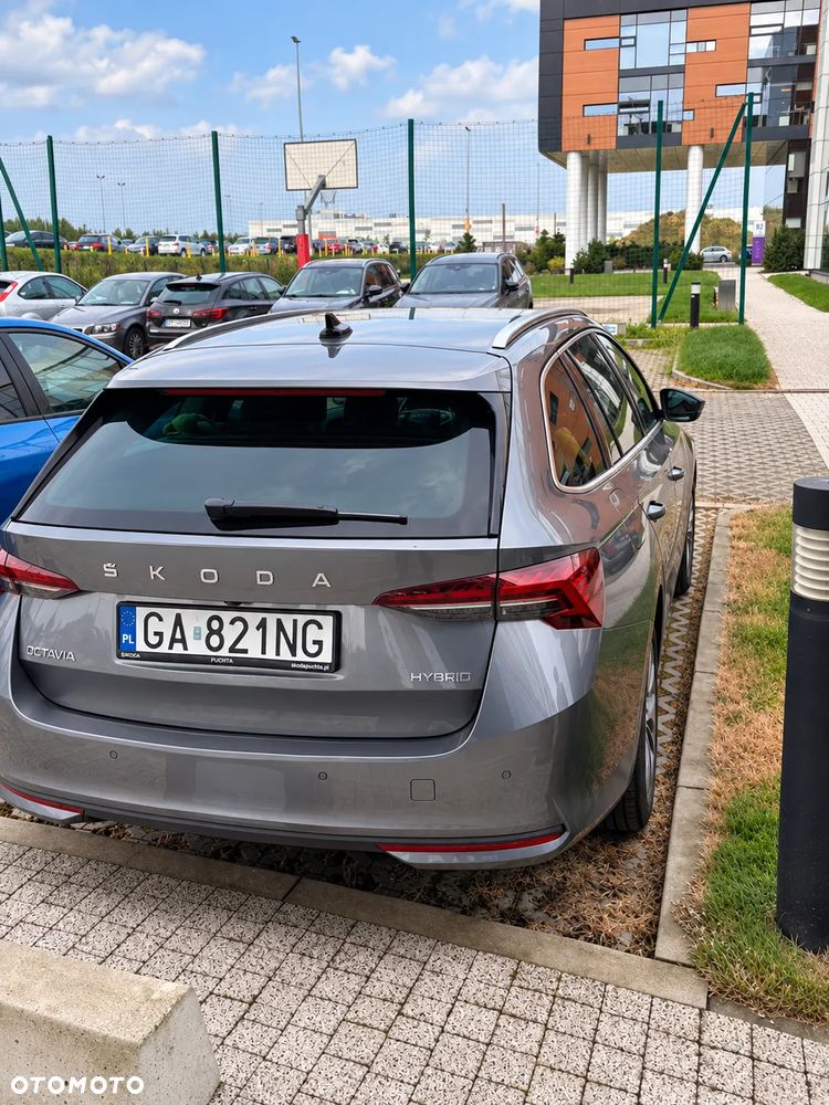 Skoda Octavia 1.5 TSI mHEV Drive Selection DSG - 2