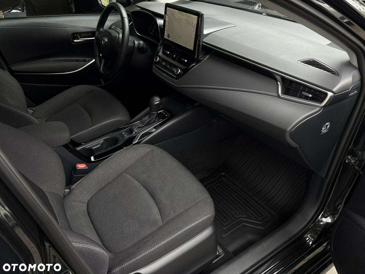 Toyota Corolla - 17