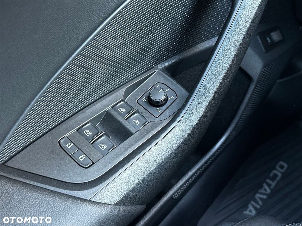 Skoda Octavia 1.5 TSI Selection - 16