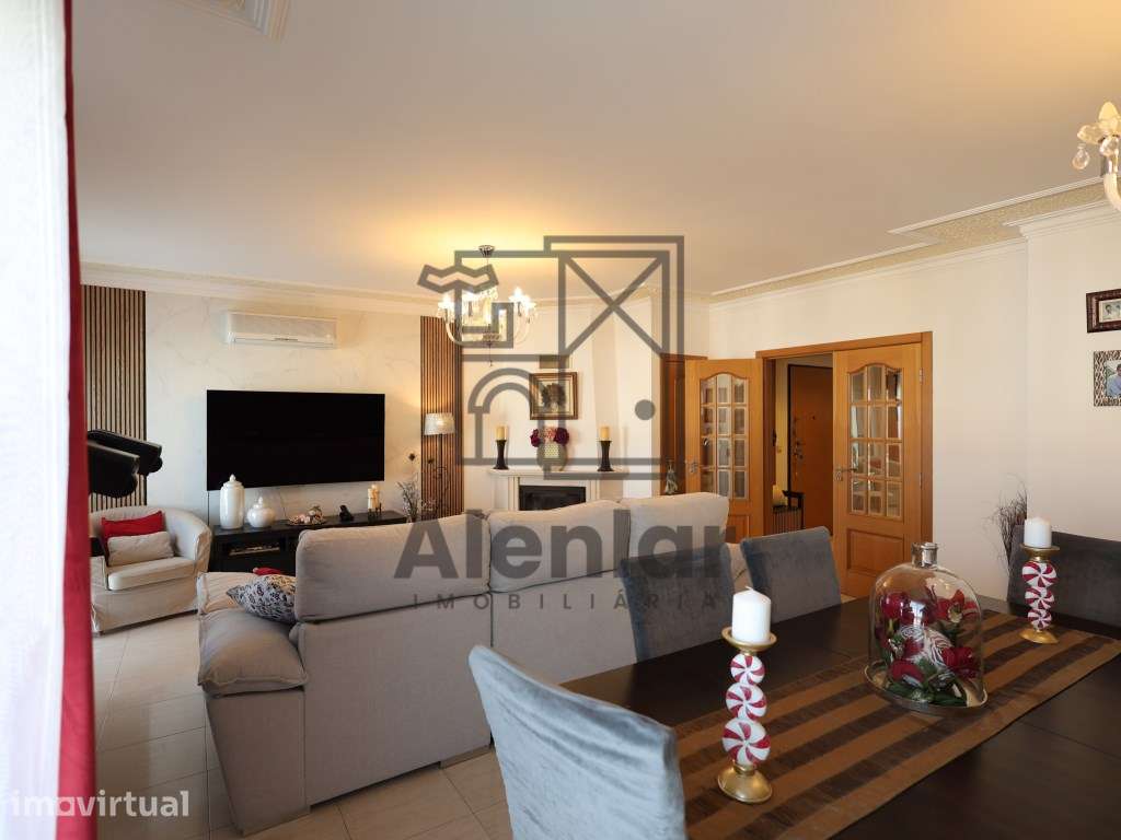 Excelente T3 com Box em Alenquer - Grande imagem: 4/36