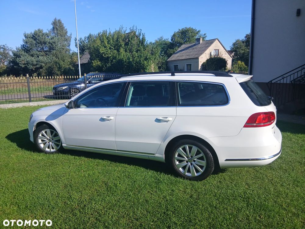 Volkswagen Passat 2.0 TDI BlueMotion Technology Comfortline - 12