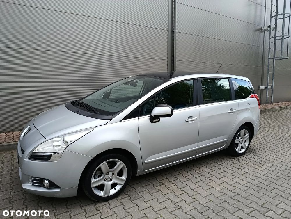 Peugeot 5008 1.6 THP Active - 21