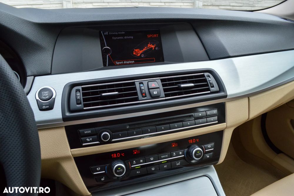 BMW Seria 5 520d Aut. Modern Line - 34