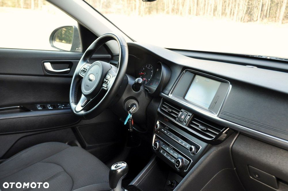 Kia Optima - 18