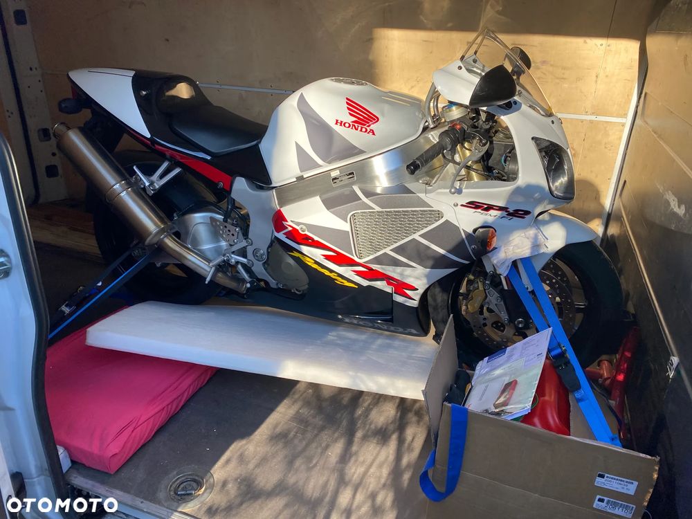 Honda VTR - 20