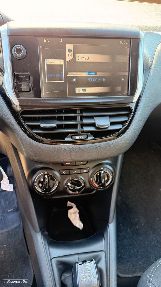 Peugeot 208 1.4 HDi Active - 18