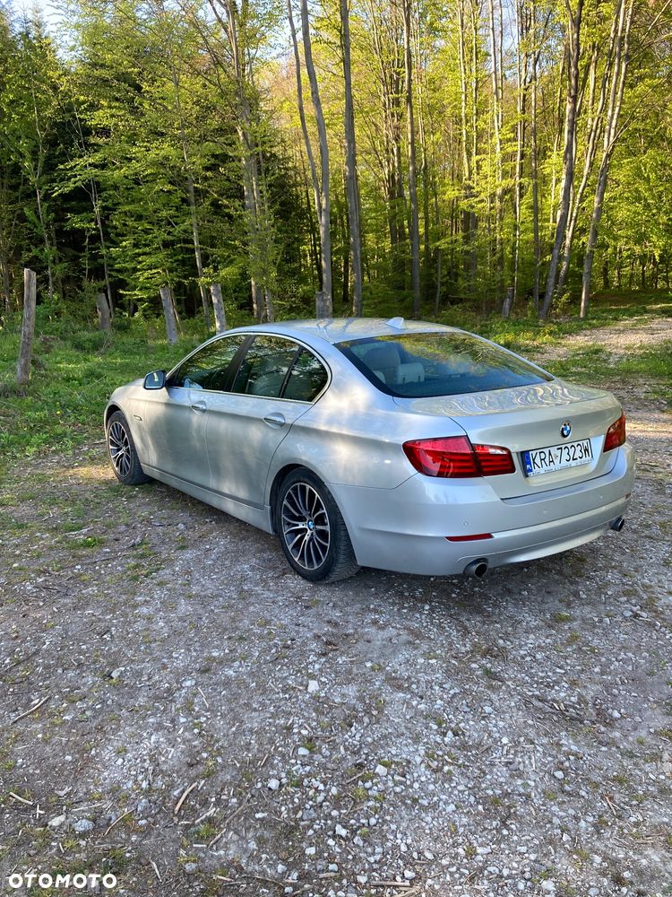BMW Seria 5 535d xDrive - 4