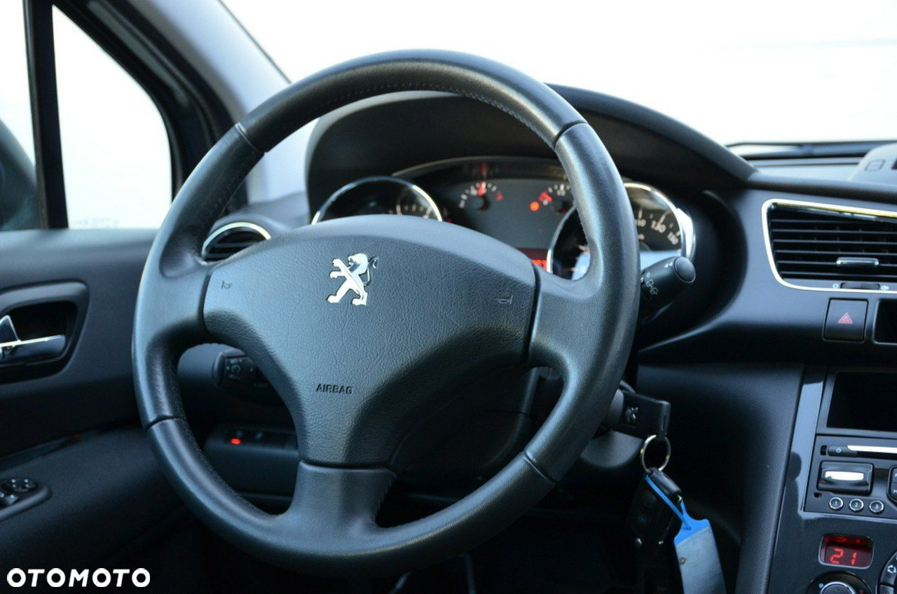 Peugeot 3008 - 29