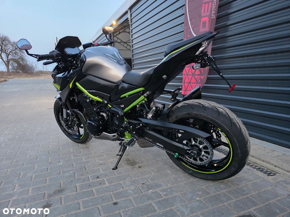 Kawasaki Z 900 - 6