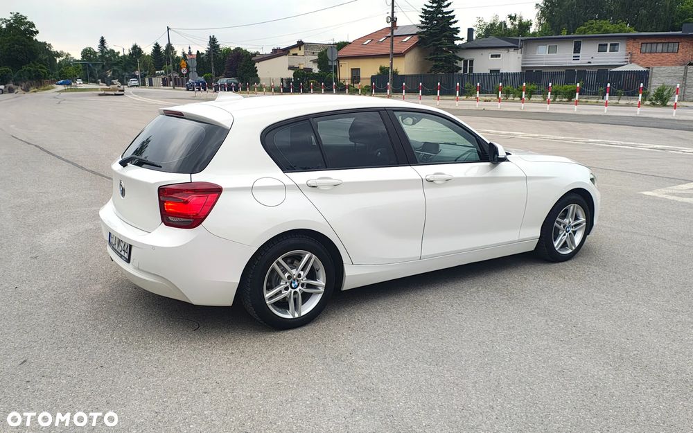 BMW Seria 1 118d Sport Line - 11