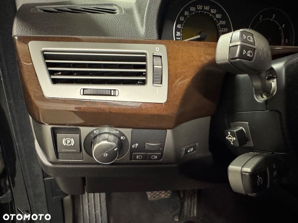 BMW Seria 7 730d - 25