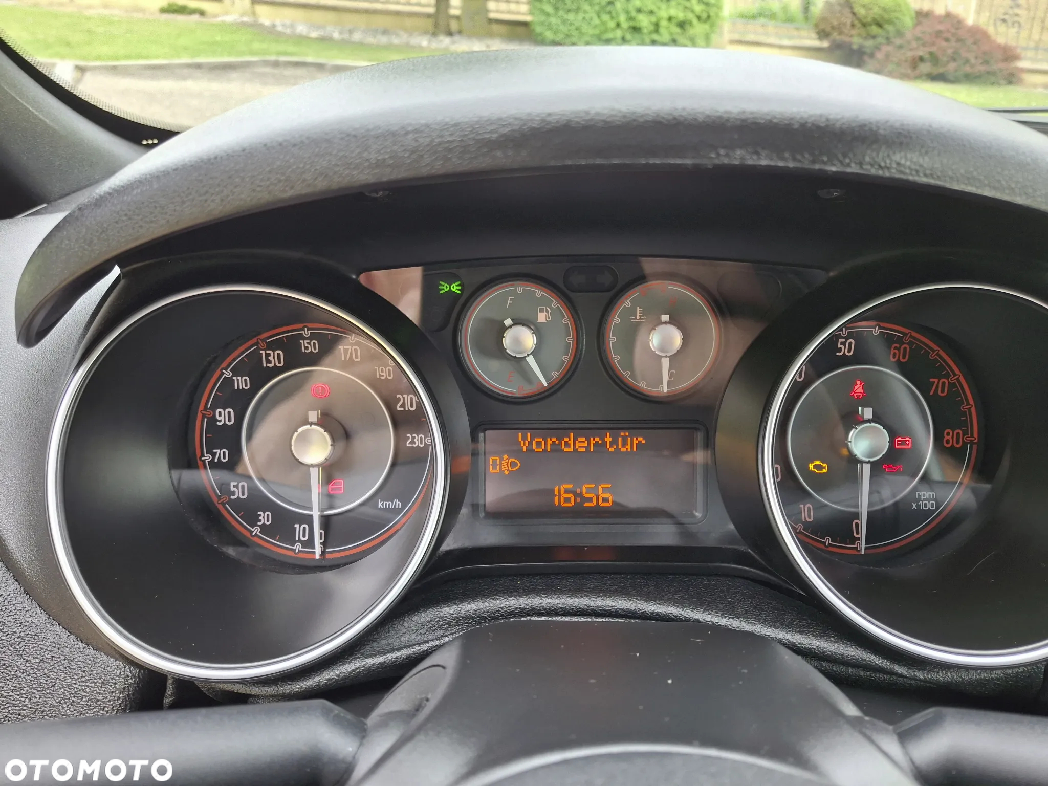 Fiat Punto 1.4 Easy Pakiet Easy Plus S&S - 28
