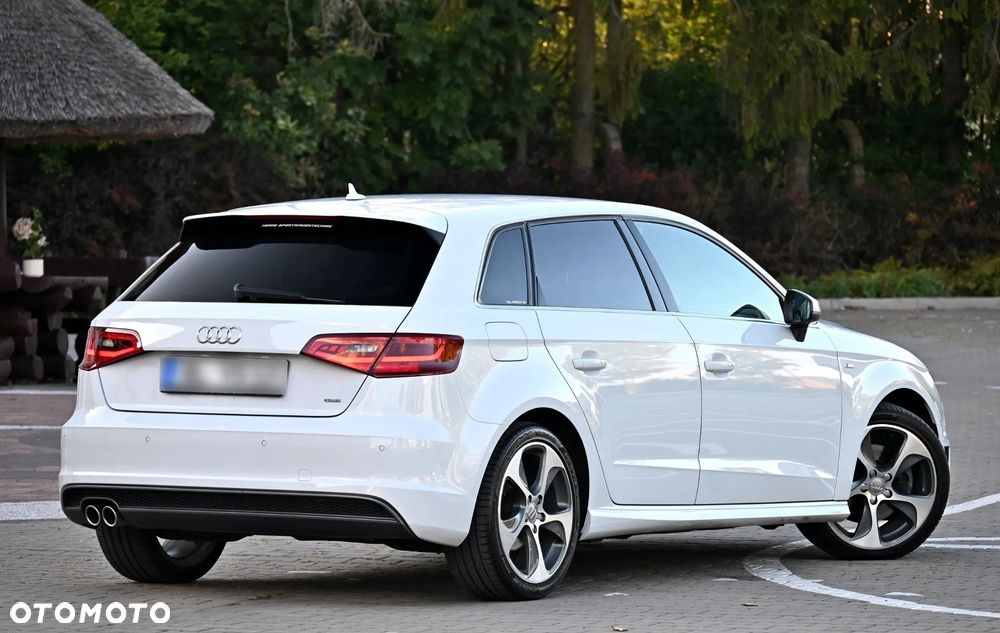 Audi A3 Sportback 2.0 TDI (clean diesel) quattro S tronic S line Sportpaket - 18