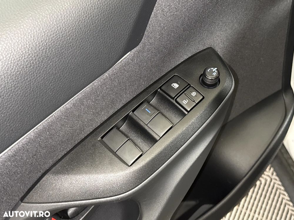 Toyota Yaris Cross - 15