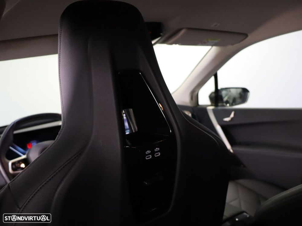 BMW iX xDrive 40 - 14