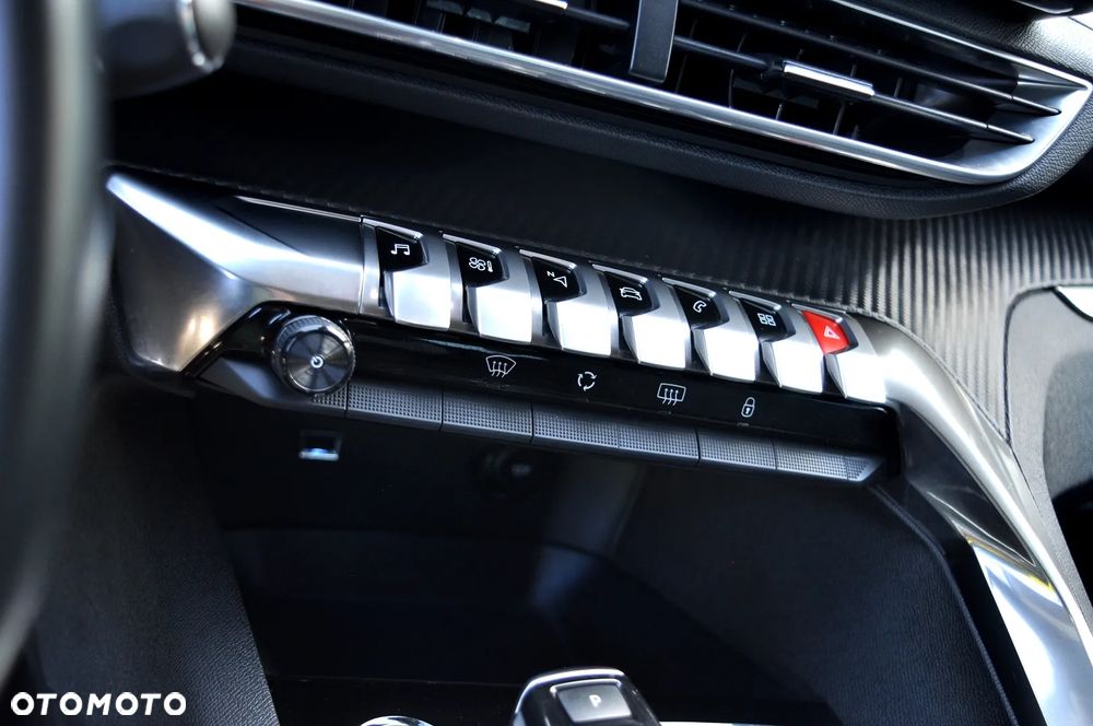 Peugeot 3008 BlueHDi 130 Stop & Start EAT8 Active Business-Paket - 33