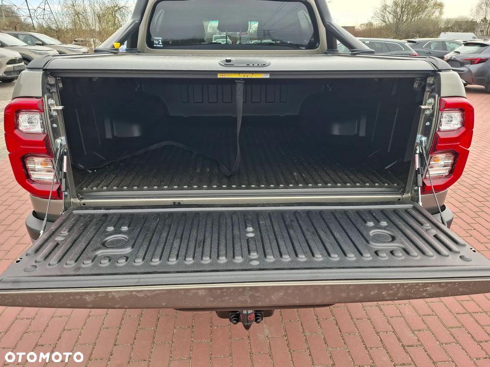 Toyota Hilux 2.8 D-4D Double Cab Invincible 4x4 - 14