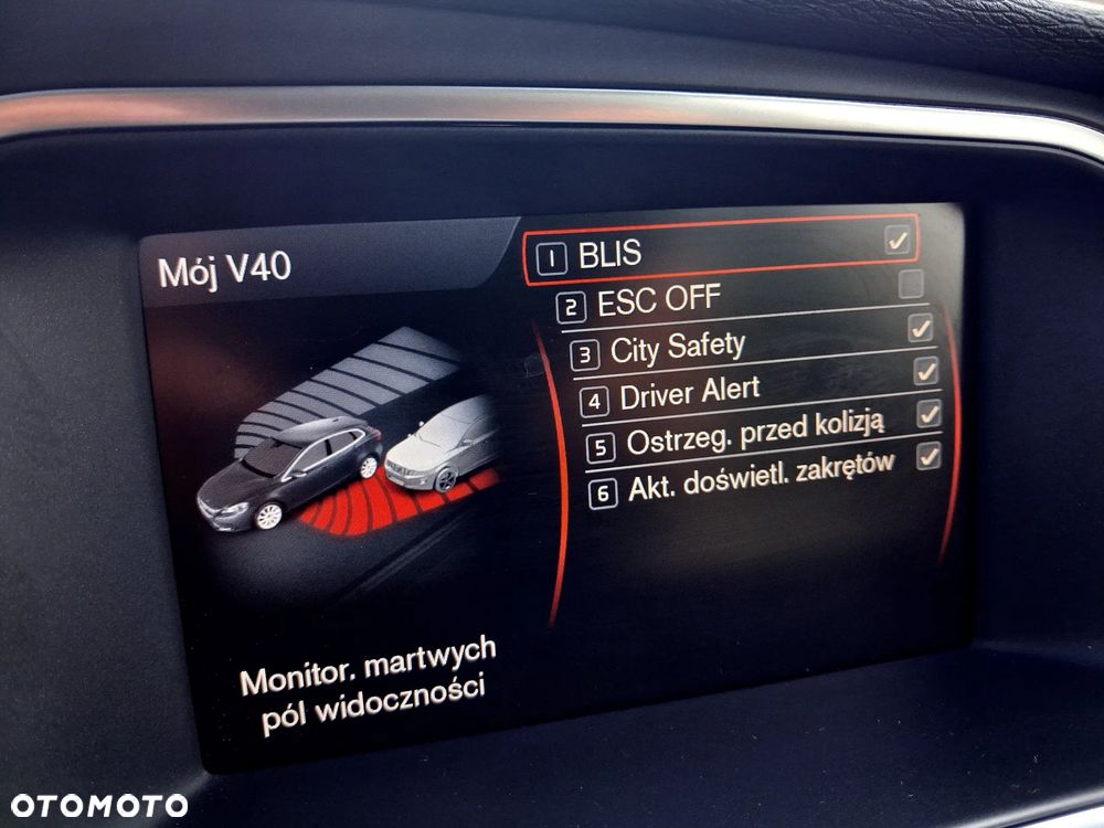 Volvo V40 D2 Summum - 24