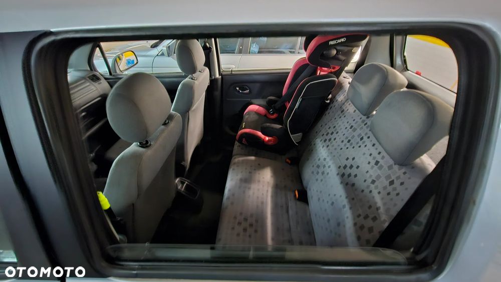 Opel Agila 1.2 Enjoy - 10