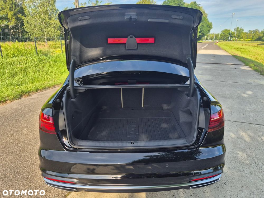 Audi A4 Limousine 45 TFSI mHEV Quattro Advanced S tronic - 31