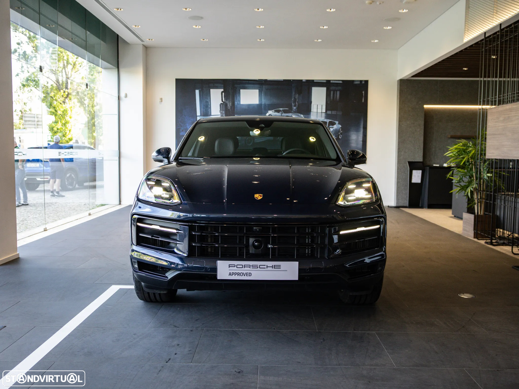 Porsche Cayenne Coupé E-Hybrid - 8