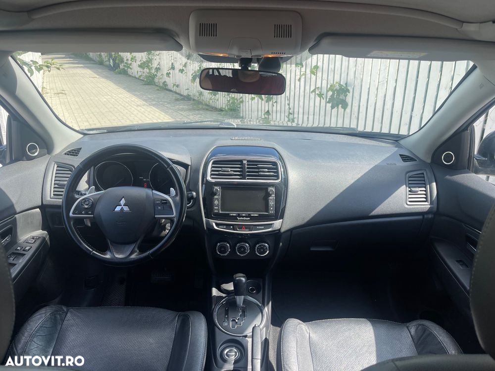 Mitsubishi ASX - 11