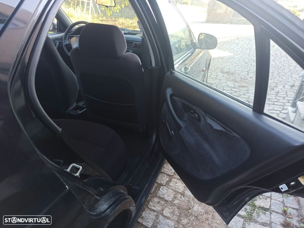 Honda Civic Aerodeck 1.4i S - 22
