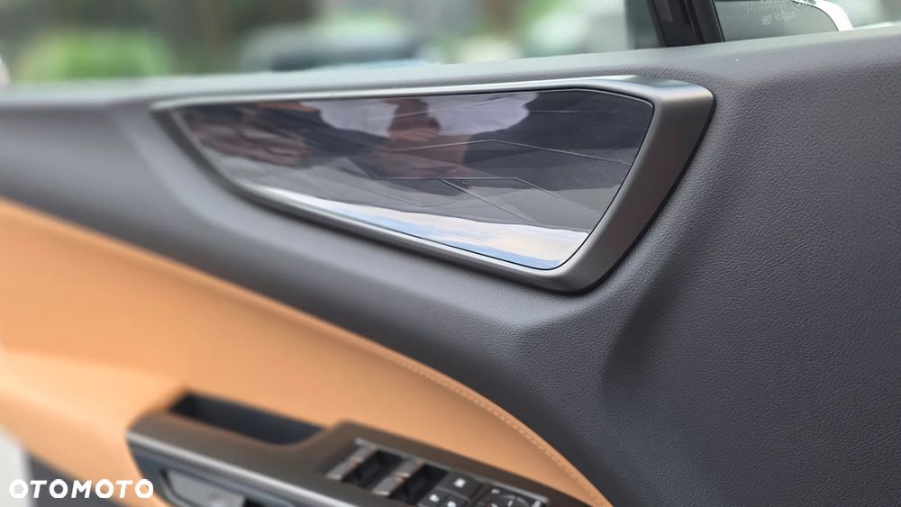 Lexus NX 350h Prestige 2WD - 28