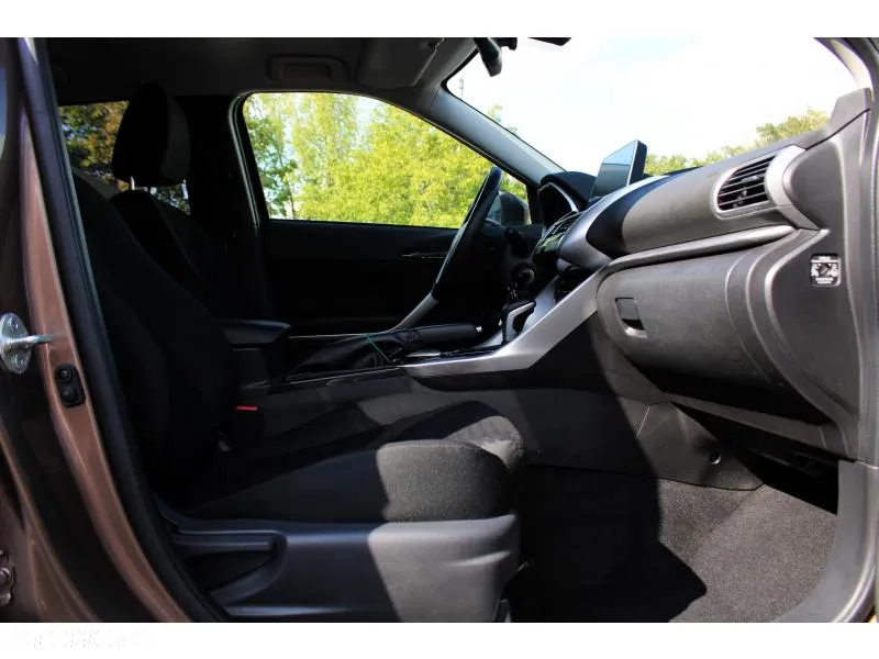 Mitsubishi Eclipse Cross 1.5 T GPF Intense Plus CVT - 11