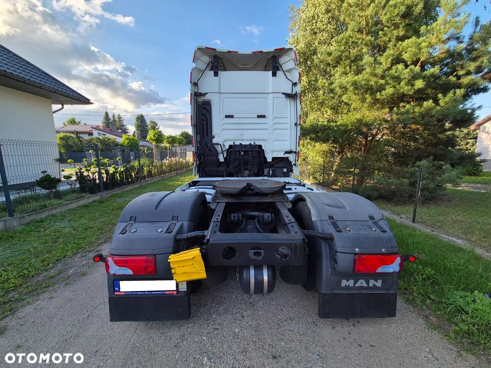 MAN TGX - 8