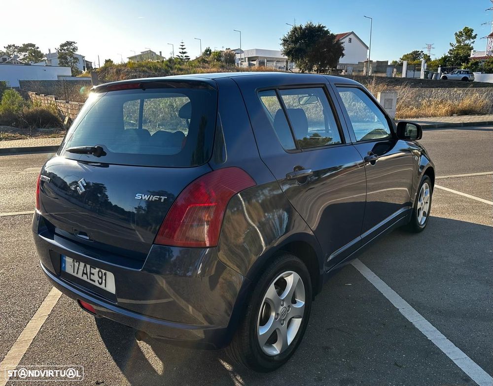 Suzuki Swift 1.3 16V GA - 6