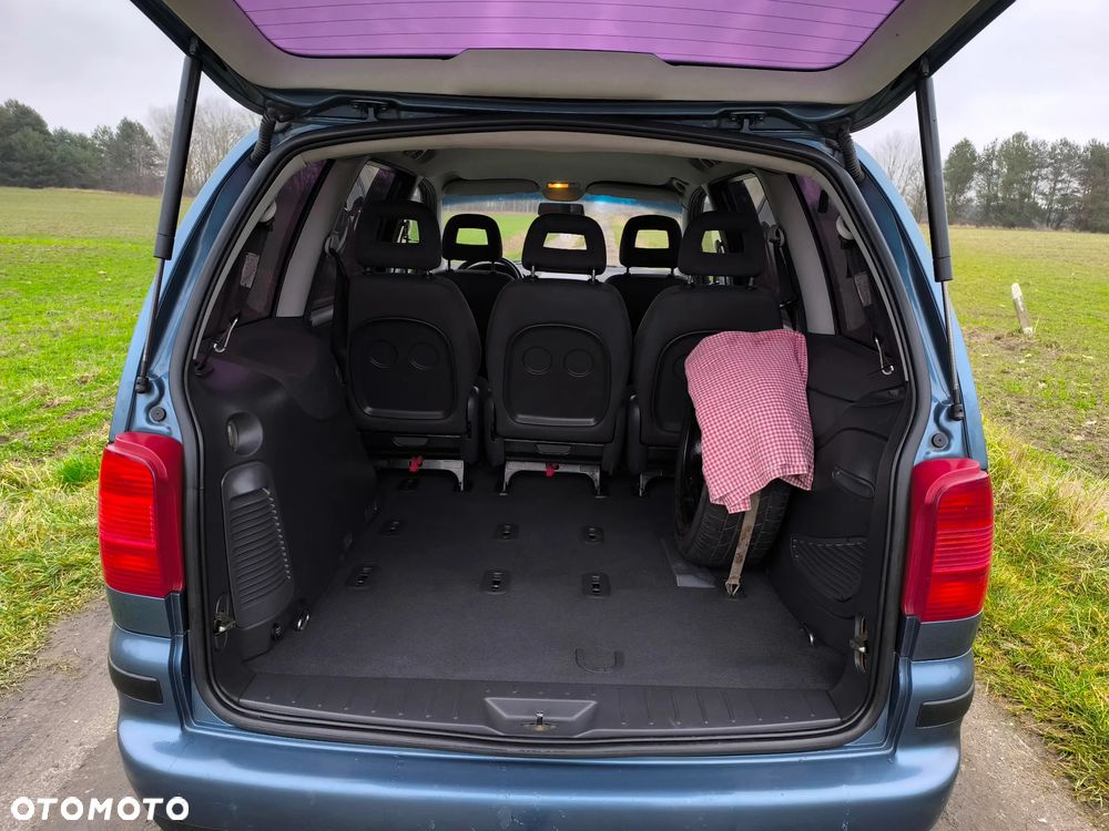 Volkswagen Sharan 2.0 Basis - 6