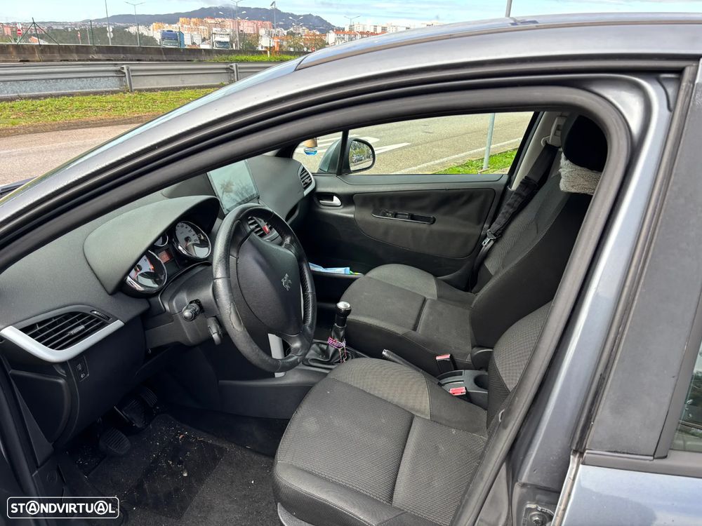 Peugeot 207 90 HDi FAP (Blue Lion) Premium - 7