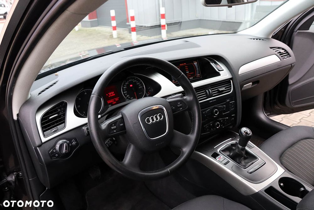 Audi A4 Limousine 2.0 TDI DPF Ambition - 22