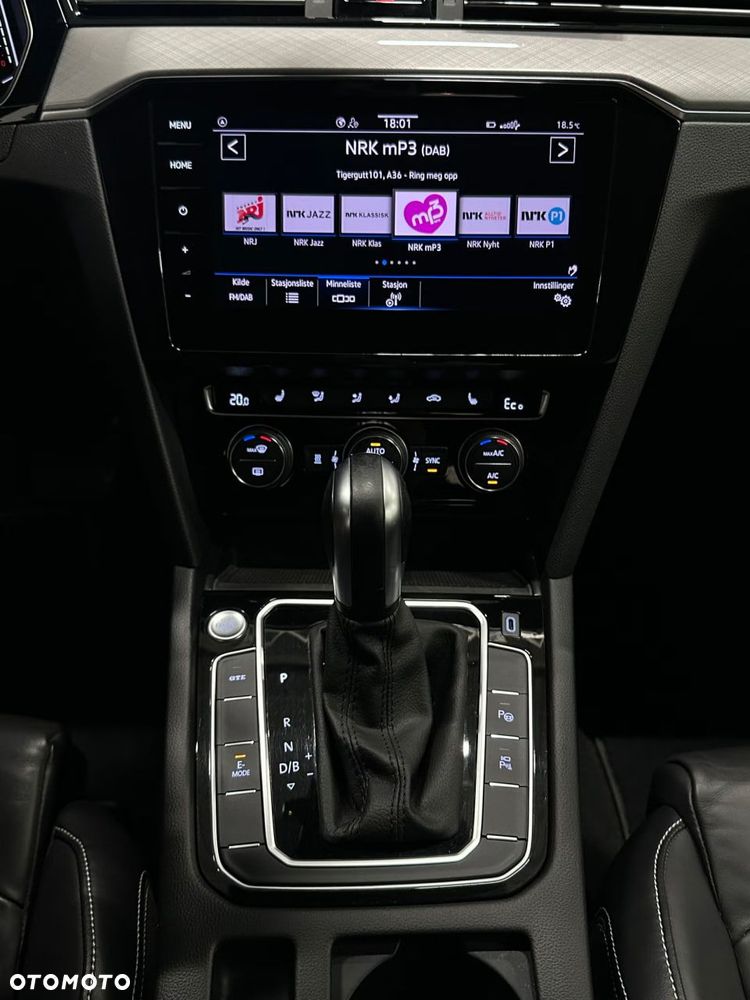 Volkswagen Passat 1.4 TSI Plug-In Hybrid GTE DSG - 24